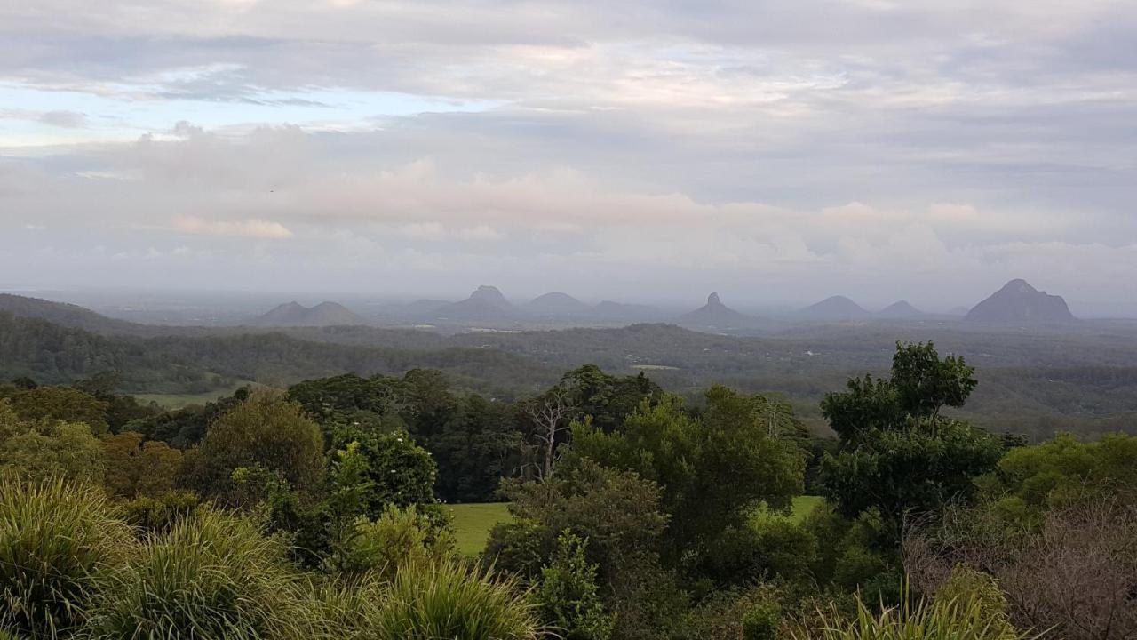 My Sanctuary In Maleny Bed & Breakfast Exterior photo